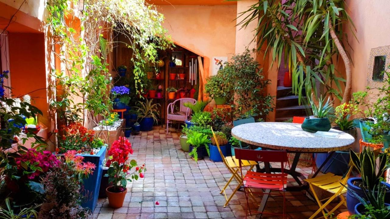 Petit Patio En Centre Ville Nîmes Exteriér fotografie